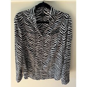 Talbots Zebra Blouse Size 6 W/ Long Sleeves w/ Roll Up Tab For Camp Sleeve